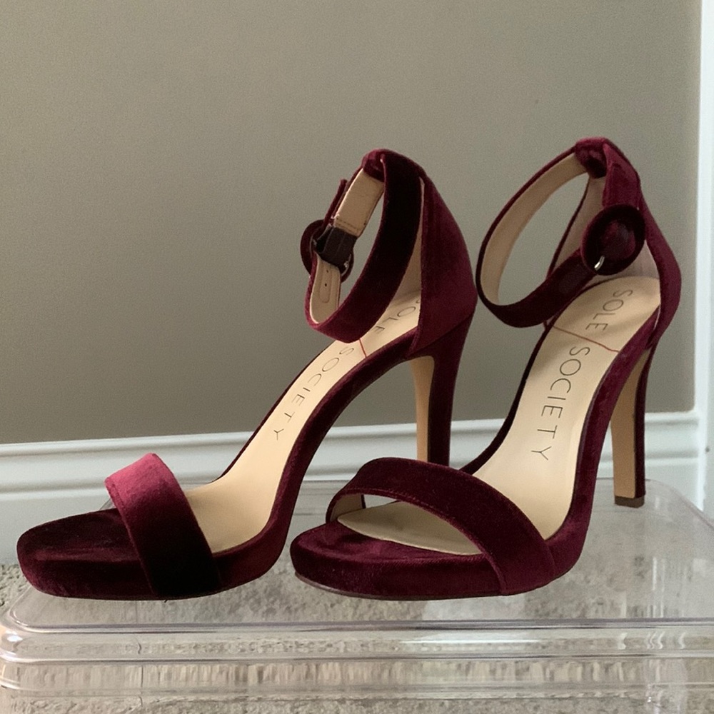 Sole Society Burgundy Heels